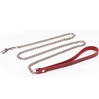 Metalowa smycz ze skórzaną rączką